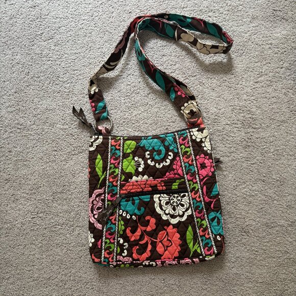 Authentic Vera Bradley Floral Quilted Crossbody Bag – EUC - Picture 1 of 6